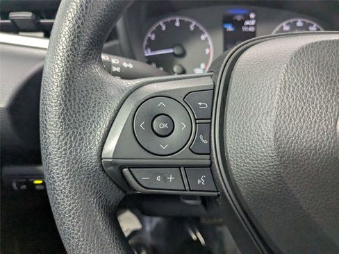 Used 2023 Toyota Corolla LE image 17