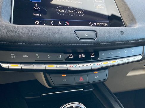Used 2020 Cadillac XT4 Premium Luxury w/ Driver Awareness Package AWD/4WD image 28
