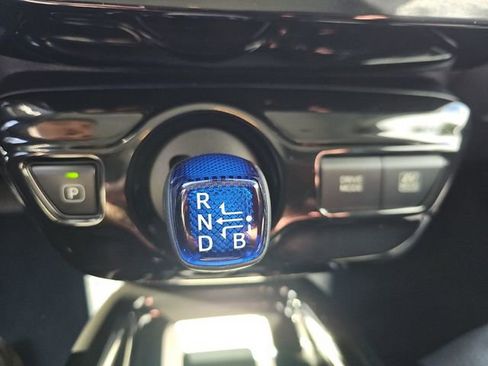 Used 2017 Toyota Prius Three w/ Carpet Mat Package image 32