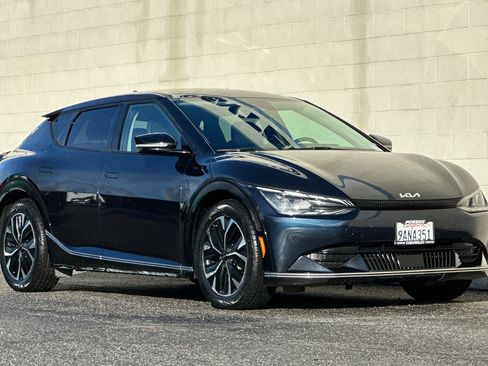 Used 2022 Kia EV6 Wind w/ Wind Technology Package image 2