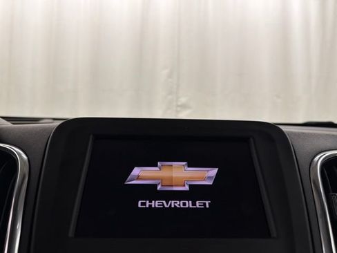 Used 2024 Chevrolet Equinox LT AWD/4WD image 13
