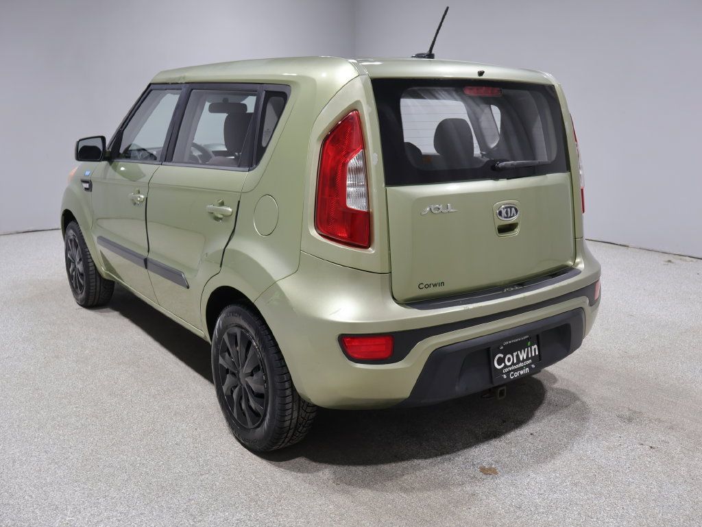 Used 2012 Kia Soul FWD image 13