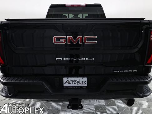 Used 2024 GMC Sierra 2500 Denali w/ Denali Reserve Package AWD/4WD image 6