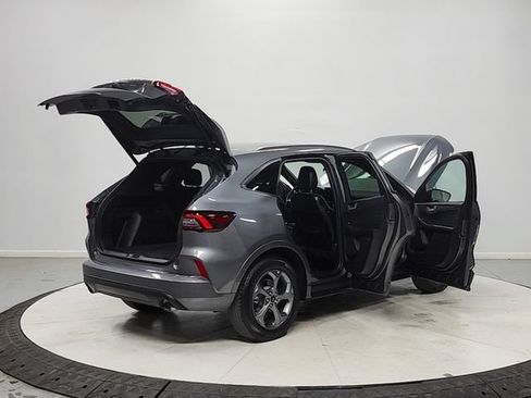 Used 2024 Ford Escape ST-Line w/ Tech Pack #1 FWD image 15