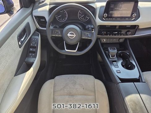 Used 2022 Nissan Rogue SV FWD image 14