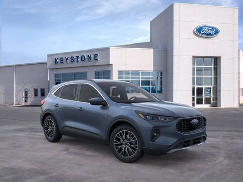 New 2025 Ford Escape SE w/ PHEV Premium Package FWD image 1