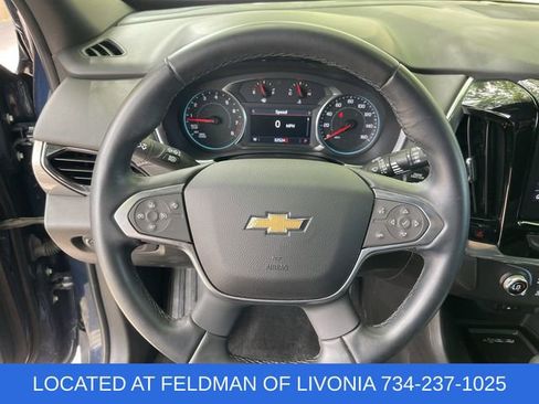 Used 2023 Chevrolet Traverse LT FWD image 11