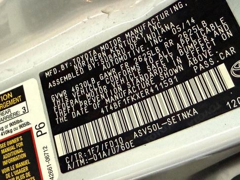 Used 2014 Toyota Camry LE image 29