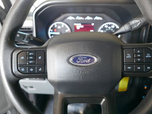 Used 2024 Ford F250 XLT w/ FX4 Off-Road Package image 12