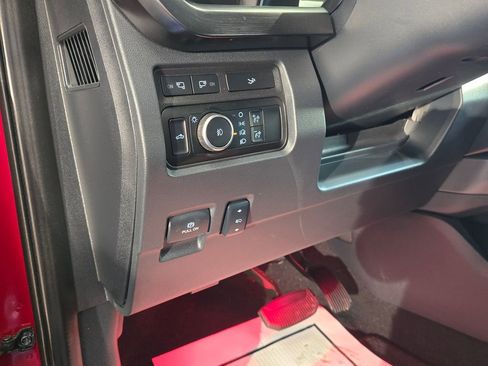 Used 2024 Ford F250 Lariat w/ Lariat Ultimate Package image 8