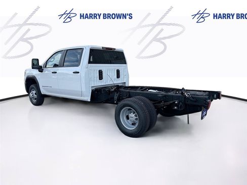 New 2026 GMC Sierra 3500 Pro w/ Convenience Package AWD/4WD image 24