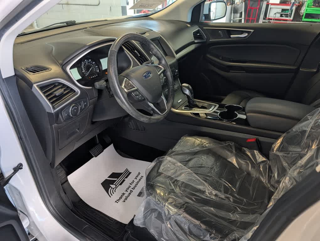 Used 2017 Ford Edge SEL w/ Equipment Group 201A AWD/4WD image 7