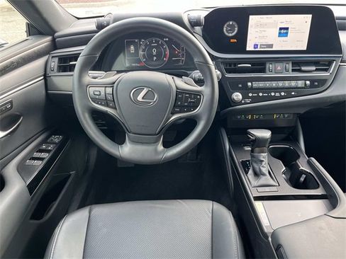 Used 2024 Lexus ES 350 w/ Premium Package image 12