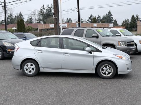 Used 2010 Toyota Prius II 4dr Hatchback image 6