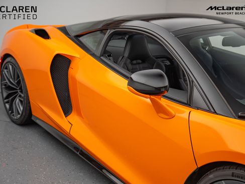 Used 2025 McLaren GTS image 3