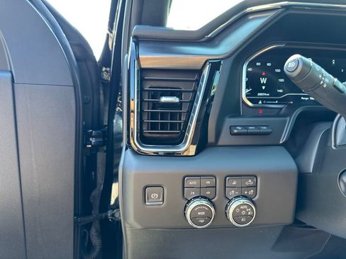 Used 2025 GMC Sierra 1500 Denali Ultimate AWD/4WD image 12