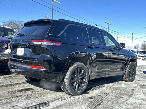 New 2026 Jeep Grand Cherokee Limited Reserve image 21