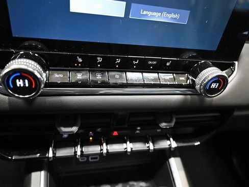 New 2026 GMC Canyon Elevation w/ Convenience Package image 20