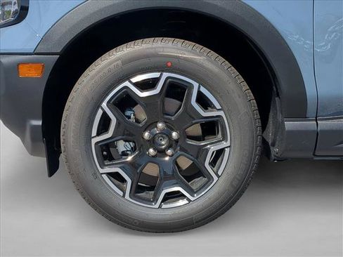 New 2026 Ford Bronco Sport Outer Banks image 10