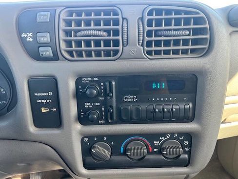 Used 1999 GMC Sonoma SLS w/ Marketing Option Pkg image 7