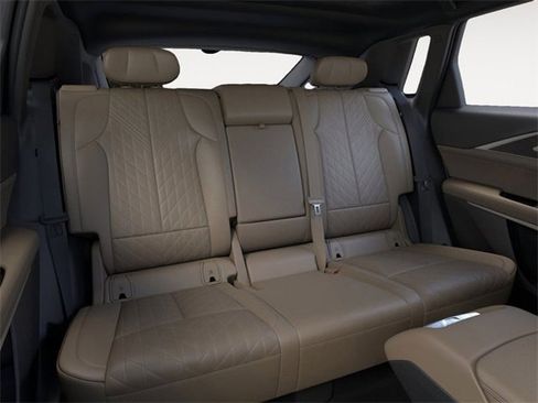 New 2026 Cadillac Lyriq V image 17