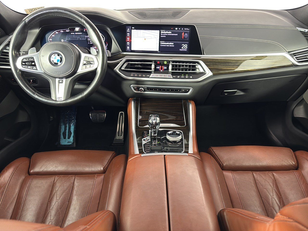 Used 2021 BMW X6 M50i w/ Executive Package AWD/4WD image 17