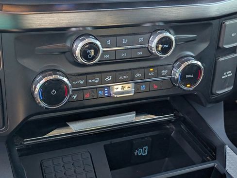 Used 2024 Ford F250 Lariat w/ Lariat Ultimate Package image 27