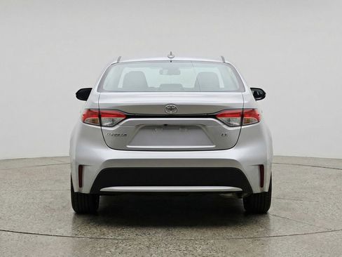 Used 2025 Toyota Corolla LE image 7