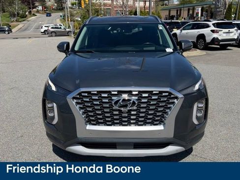 Used 2022 Hyundai Palisade Limited AWD/4WD image 2