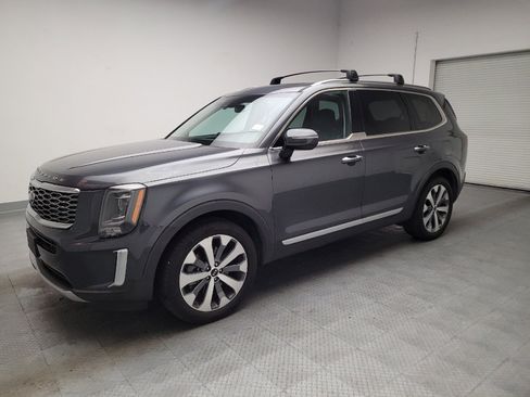Used 2020 Kia Telluride S AWD/4WD image 2