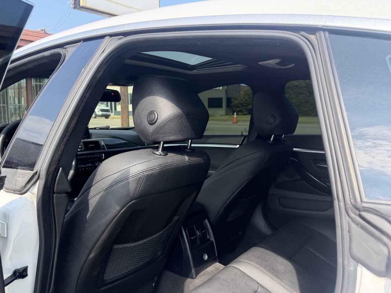 Used 2018 BMW 430i Gran Coupe RWD image 15