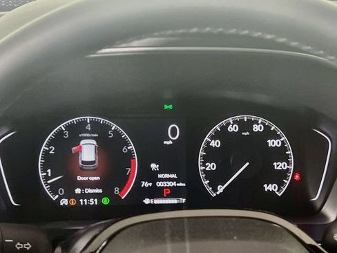 Used 2025 Honda Pilot EX-L image 12