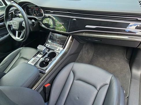 Used 2024 Audi Q7 3.0T Premium Plus image 22