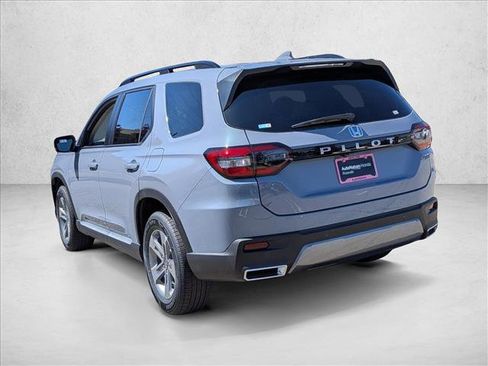 New 2026 Honda Pilot EX-L image 8