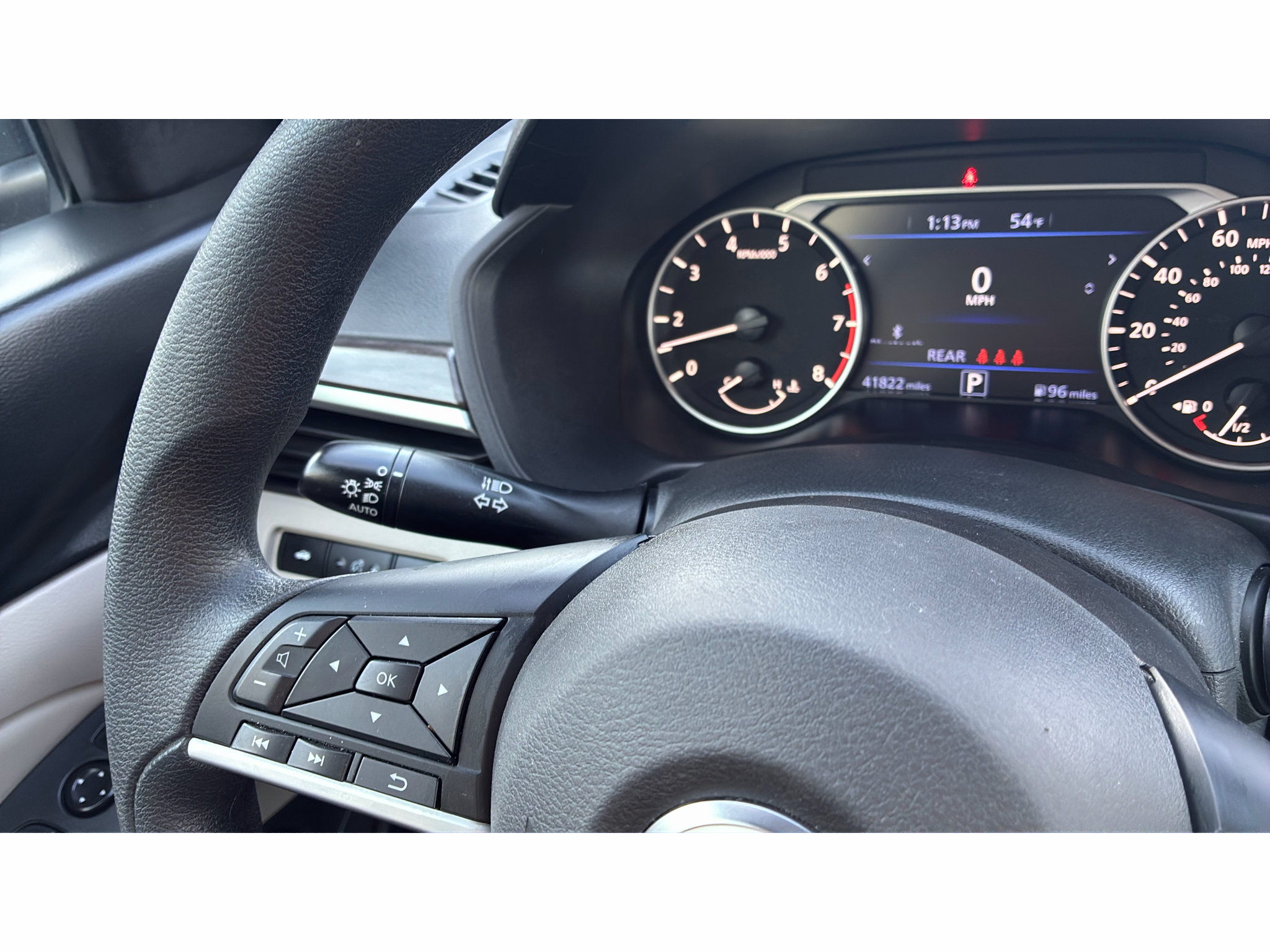 Used 2025 Nissan Altima 2.5 SV FWD image 17