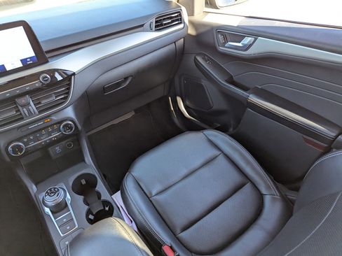 Used 2022 Ford Escape SEL image 19