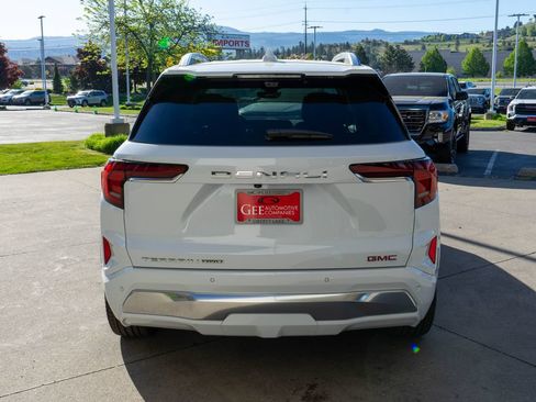 New 2026 GMC Terrain Denali AWD/4WD image 6
