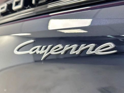 New 2025 Porsche Cayenne Coupe image 47