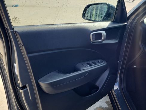 New 2026 Hyundai Venue SEL FWD image 17