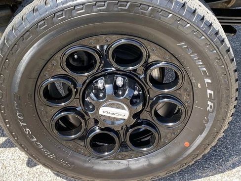 Used 2024 Ford F350 Lariat w/ Sport Appearance Package AWD/4WD image 29