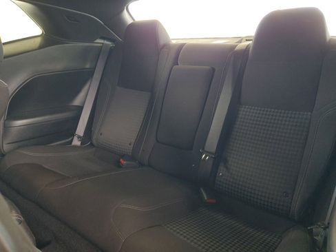 Used 2023 Dodge Challenger SXT image 7