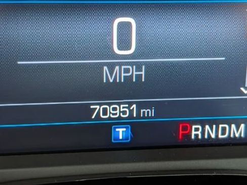 Used 2023 Chevrolet Camaro LT RWD image 41