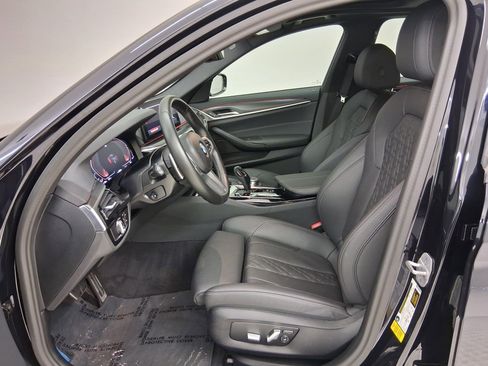Certified 2023 BMW 540i w/ M Sport Package image 3