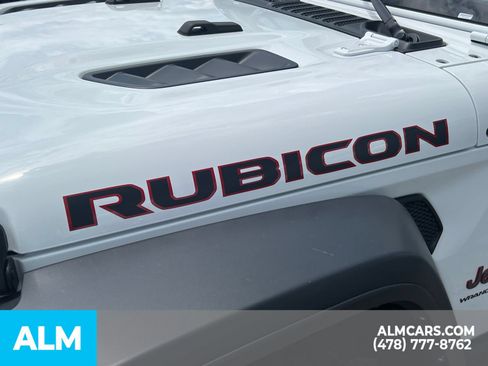 Used 2025 Jeep Wrangler Unlimited Rubicon AWD/4WD image 14