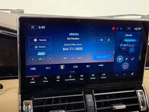 Used 2023 Lincoln Navigator 4WD image 17