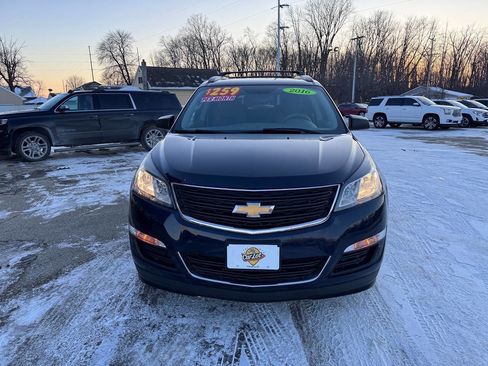 Used 2016 Chevrolet Traverse LS image 3