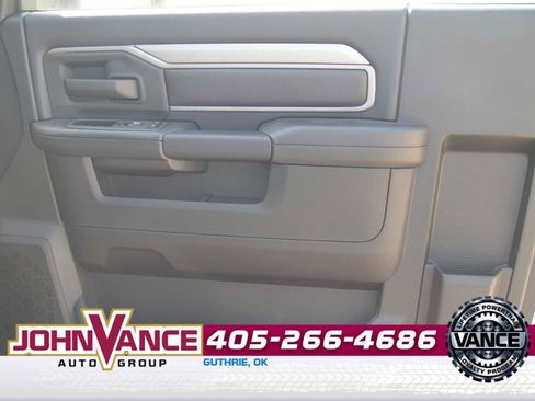 Used 2024 RAM 3500 Tradesman image 13