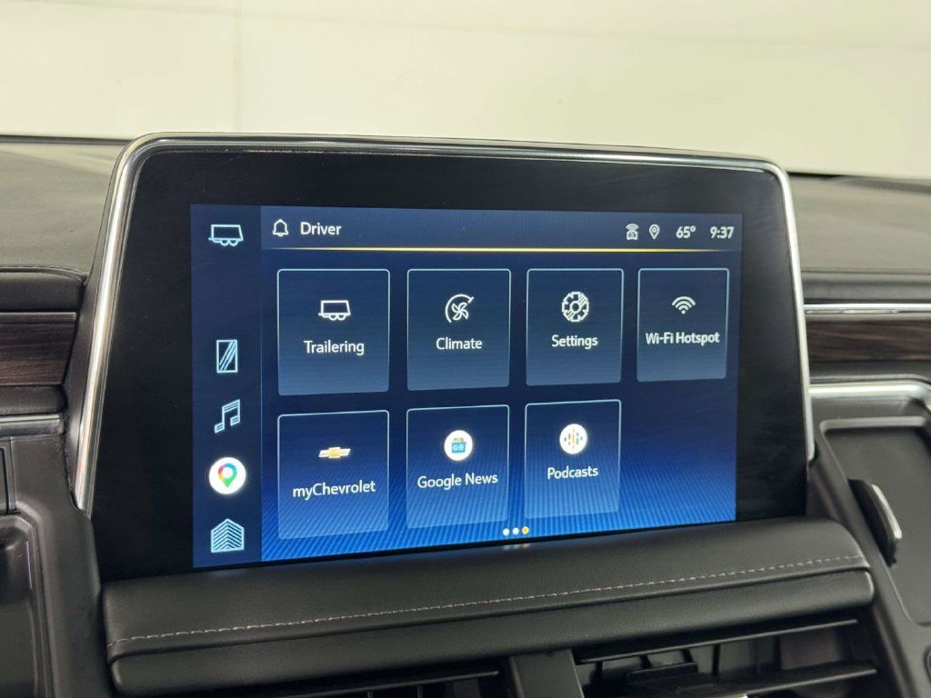 Used 2022 Chevrolet Suburban LT w/ LT Signature Package AWD/4WD image 25