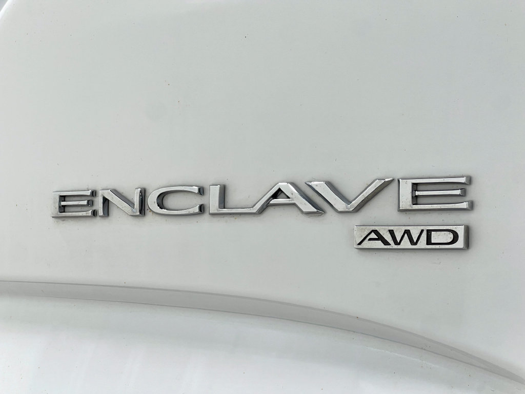 Used 2018 Buick Enclave Essence AWD/4WD image 45