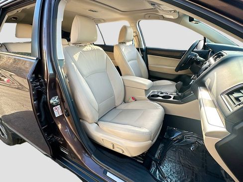 Used 2019 Subaru Outback 2.5i Limited w/ Popular Package #2 image 29